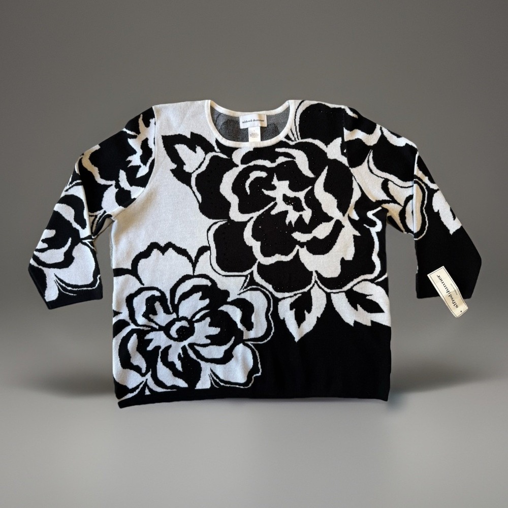 NWT Alfred Dunner Drama Floral‎ Jacquard Crew Neck Sweater Black/White Women's L